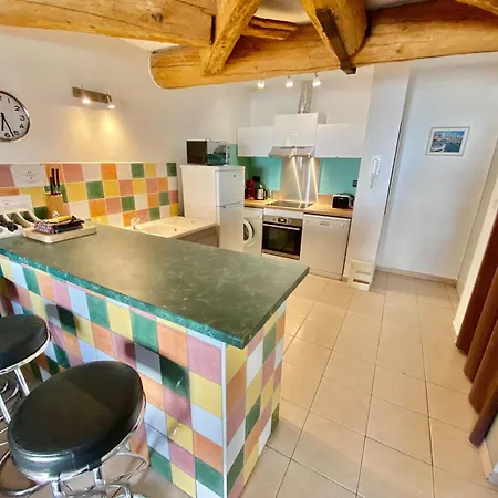Apartment Climatise Dans Propriete Piscine Jardin Bbq