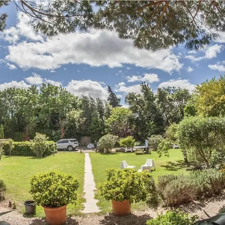 Apartment Climatise Dans Propriete Piscine Jardin Bbq Sérignan